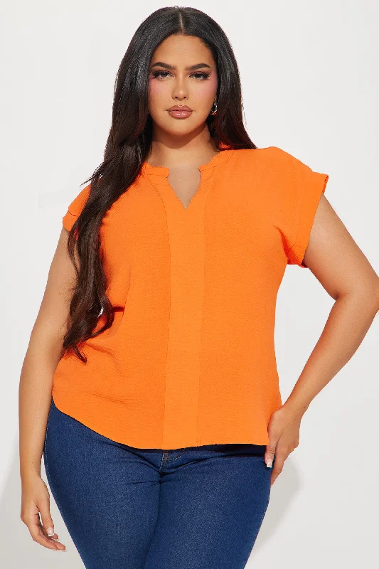 amania-top-orange